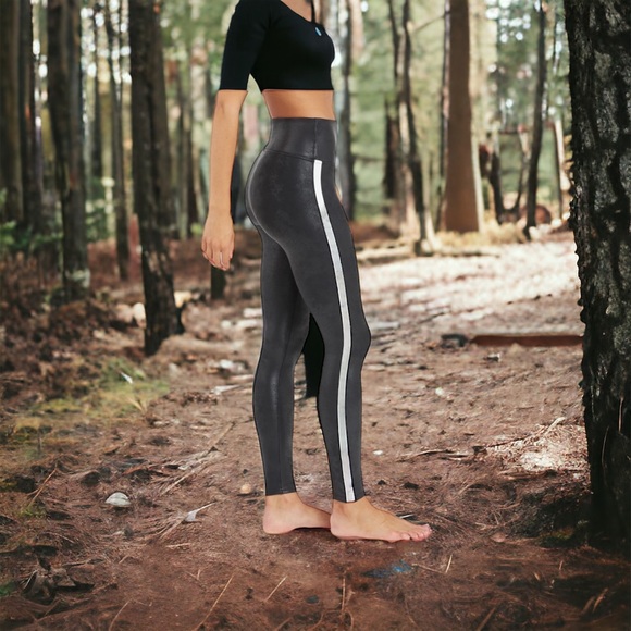 EUC SPANX Faux Leather High Rise Side Stripe Black White Leggings L - Picture 1 of 8